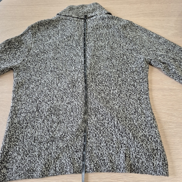 H&M Monochrome Knit Blazer - Picture 10 of 10